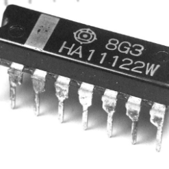 HA11122W  Dual in-line 16-pin  IC